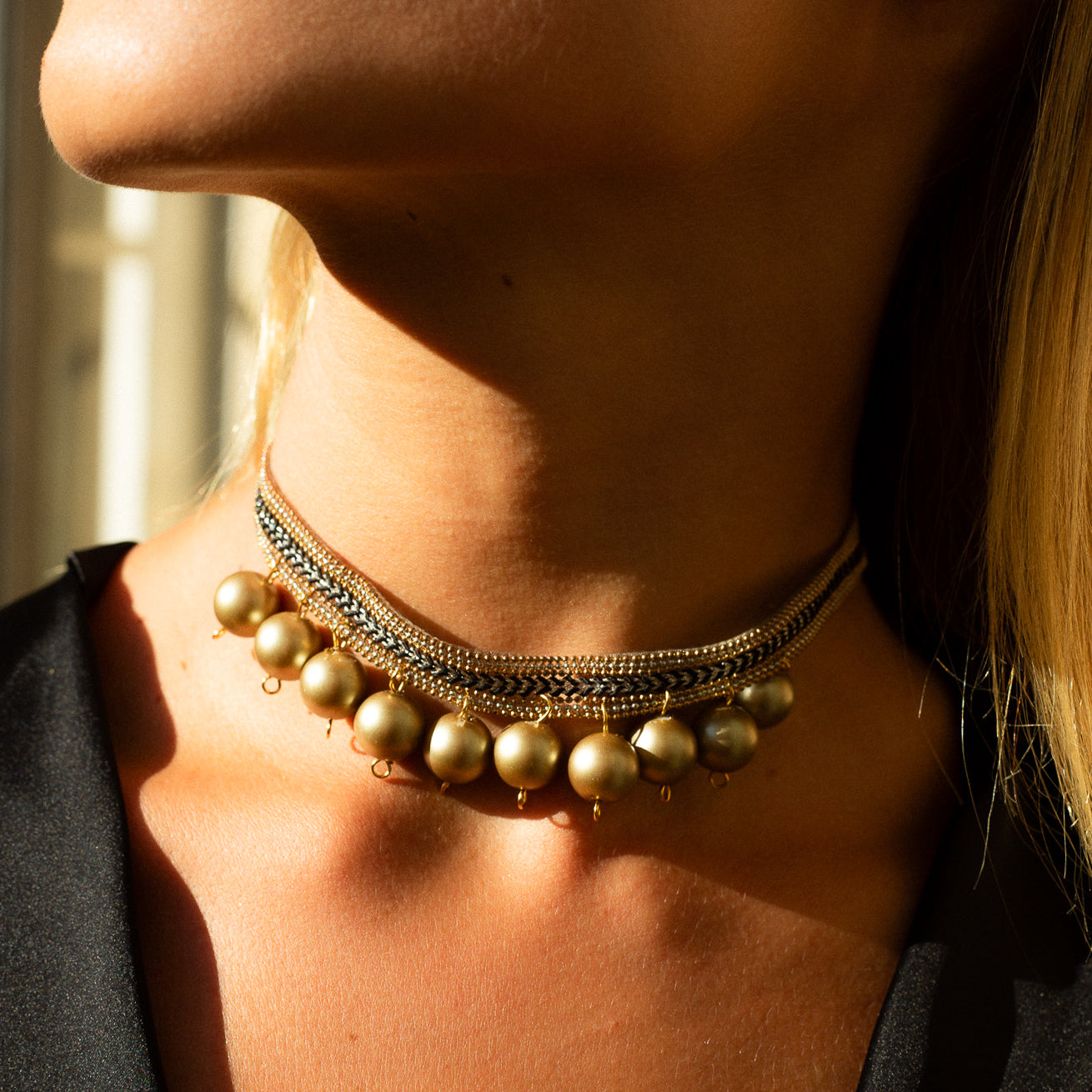 CHOKER DE HILO METALIZADO